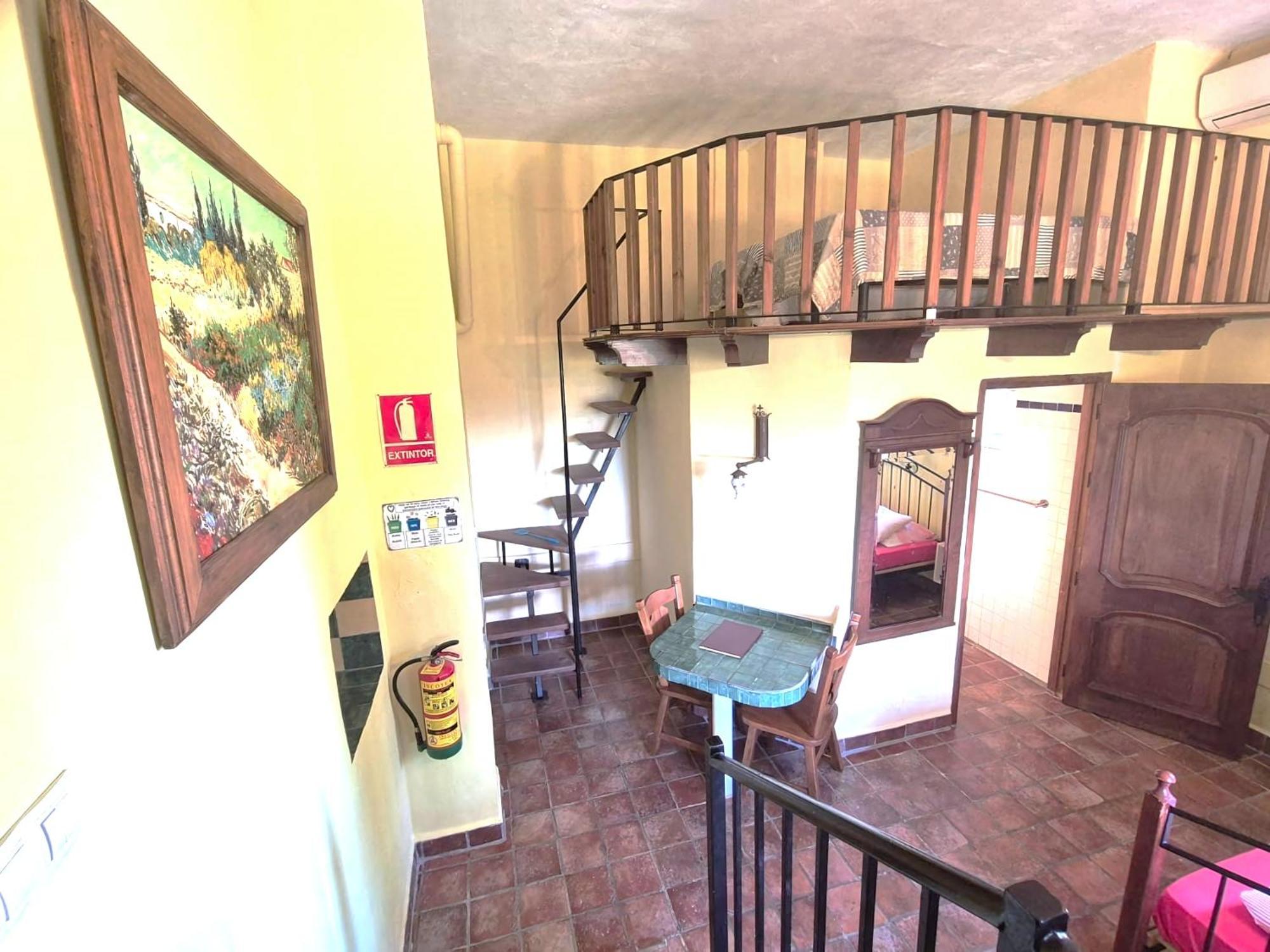 Castle Tower Apartment In Rural Holiday Park 'Bernard' Tolox Exterior photo