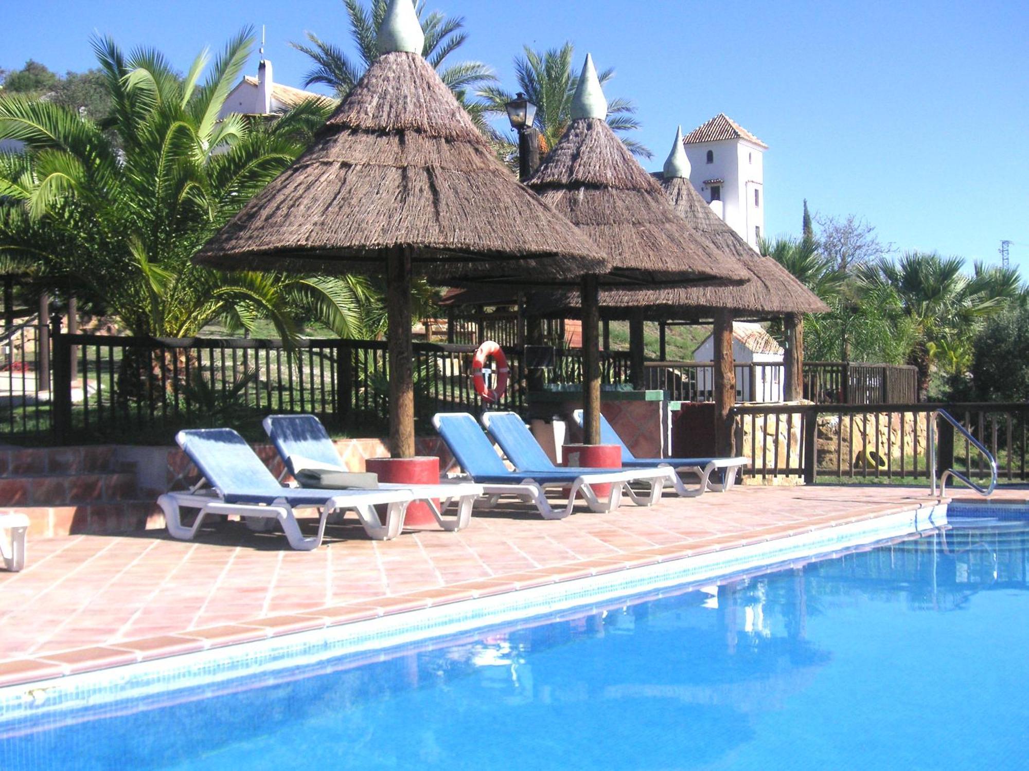 Castle Tower Apartment In Rural Holiday Park 'Bernard' Tolox Exterior photo
