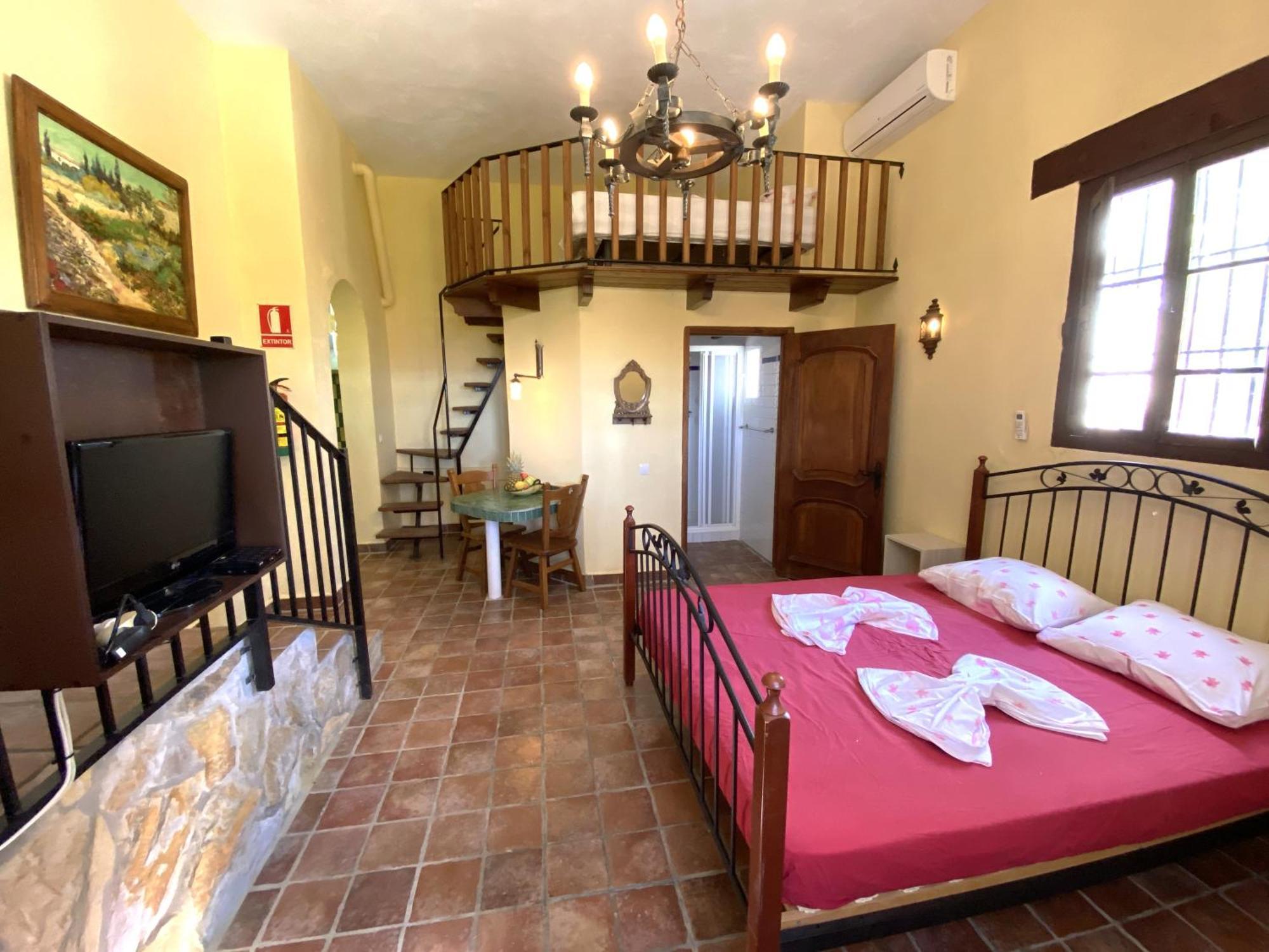 Castle Tower Apartment In Rural Holiday Park 'Bernard' Tolox Exterior photo